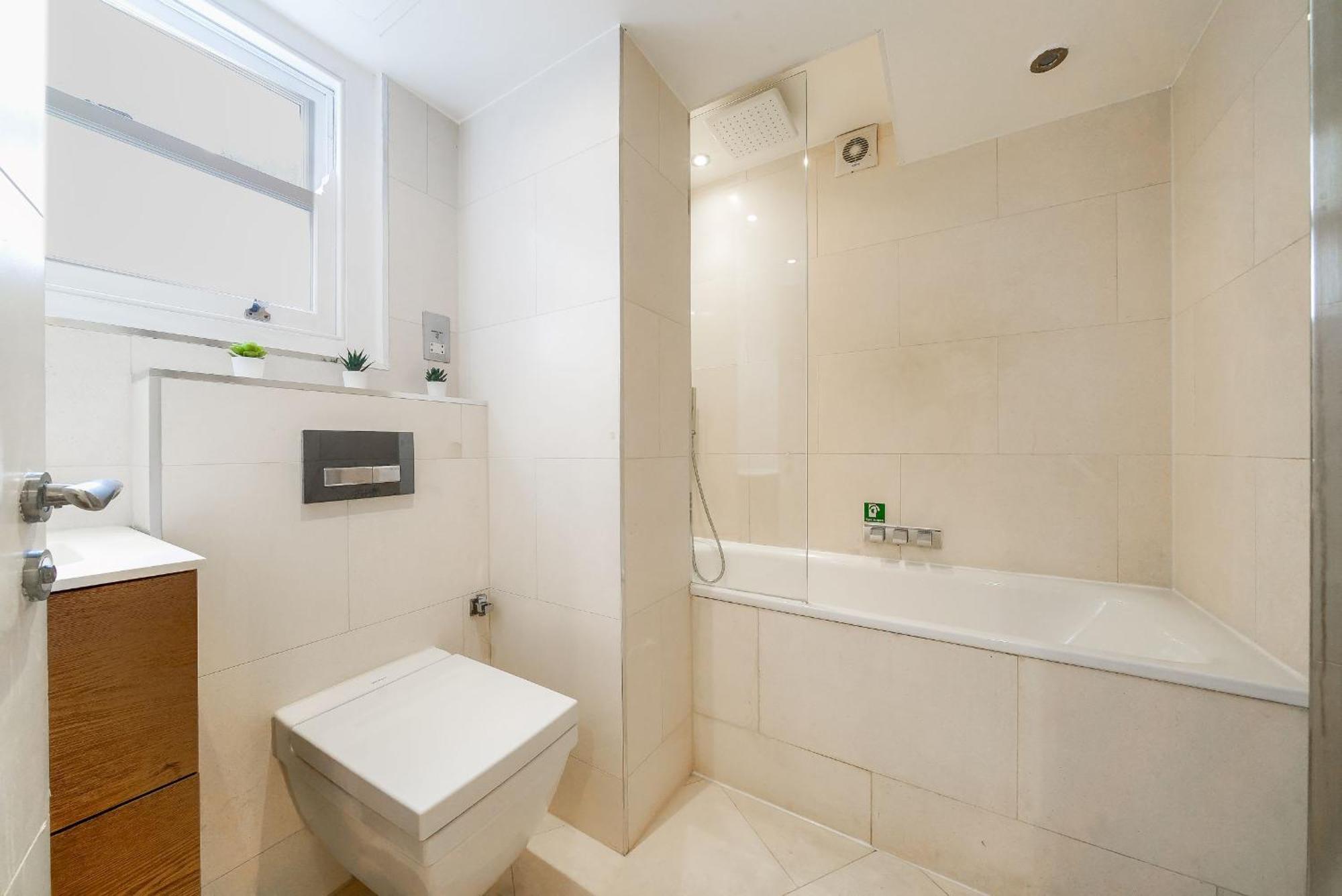 Notting Hill & Hyde Park - 2Br - Cityapartmentstay Лондон Екстер'єр фото
