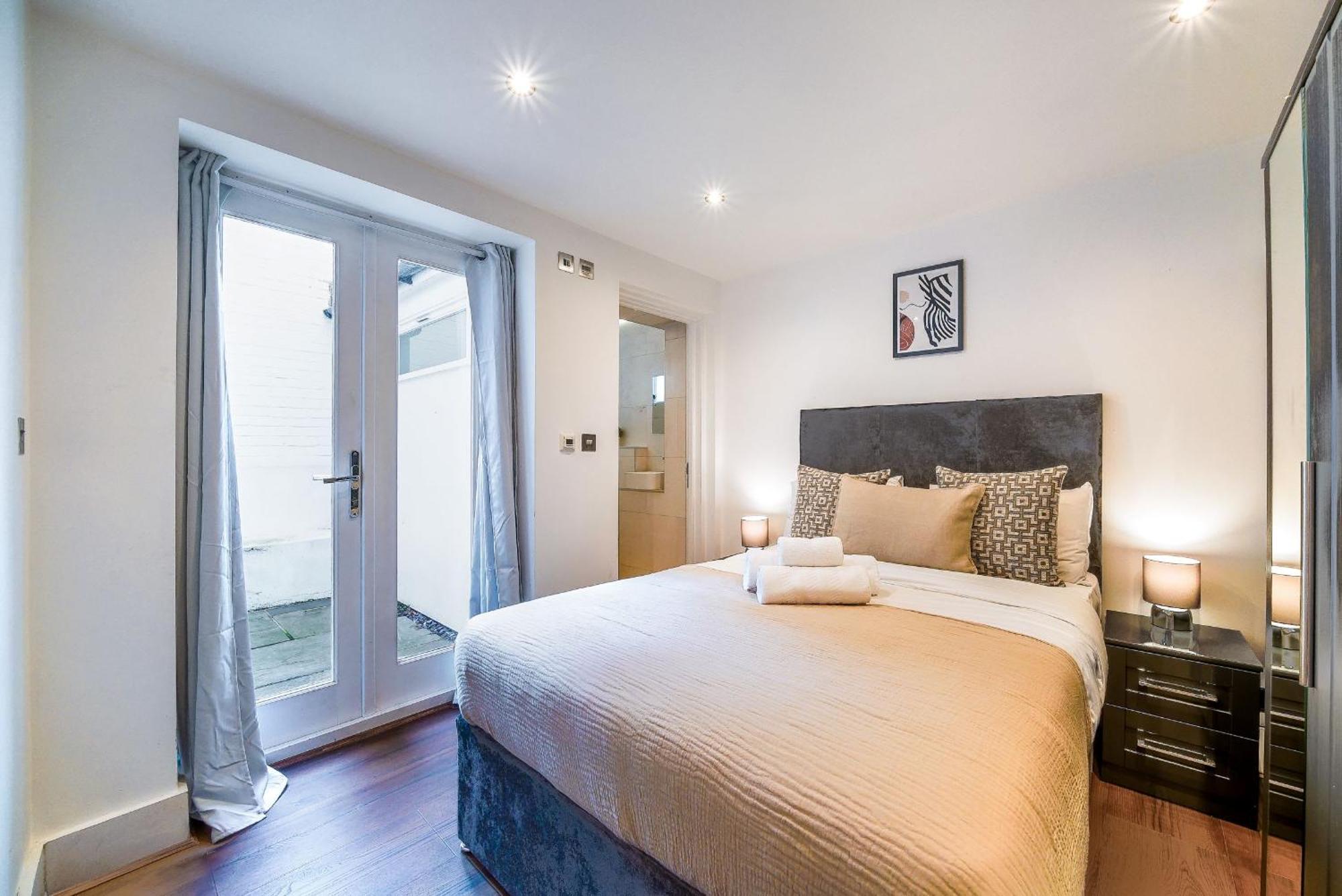 Notting Hill & Hyde Park - 2Br - Cityapartmentstay Лондон Екстер'єр фото