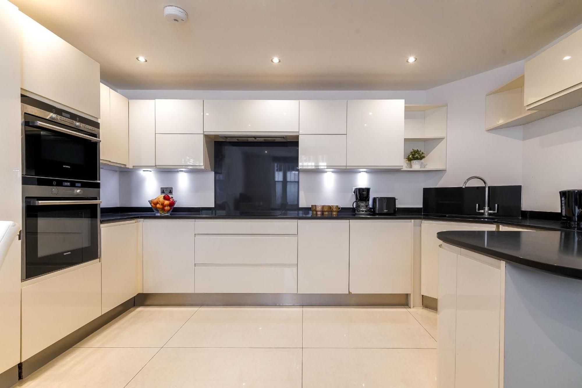 Notting Hill & Hyde Park - 2Br - Cityapartmentstay Лондон Екстер'єр фото